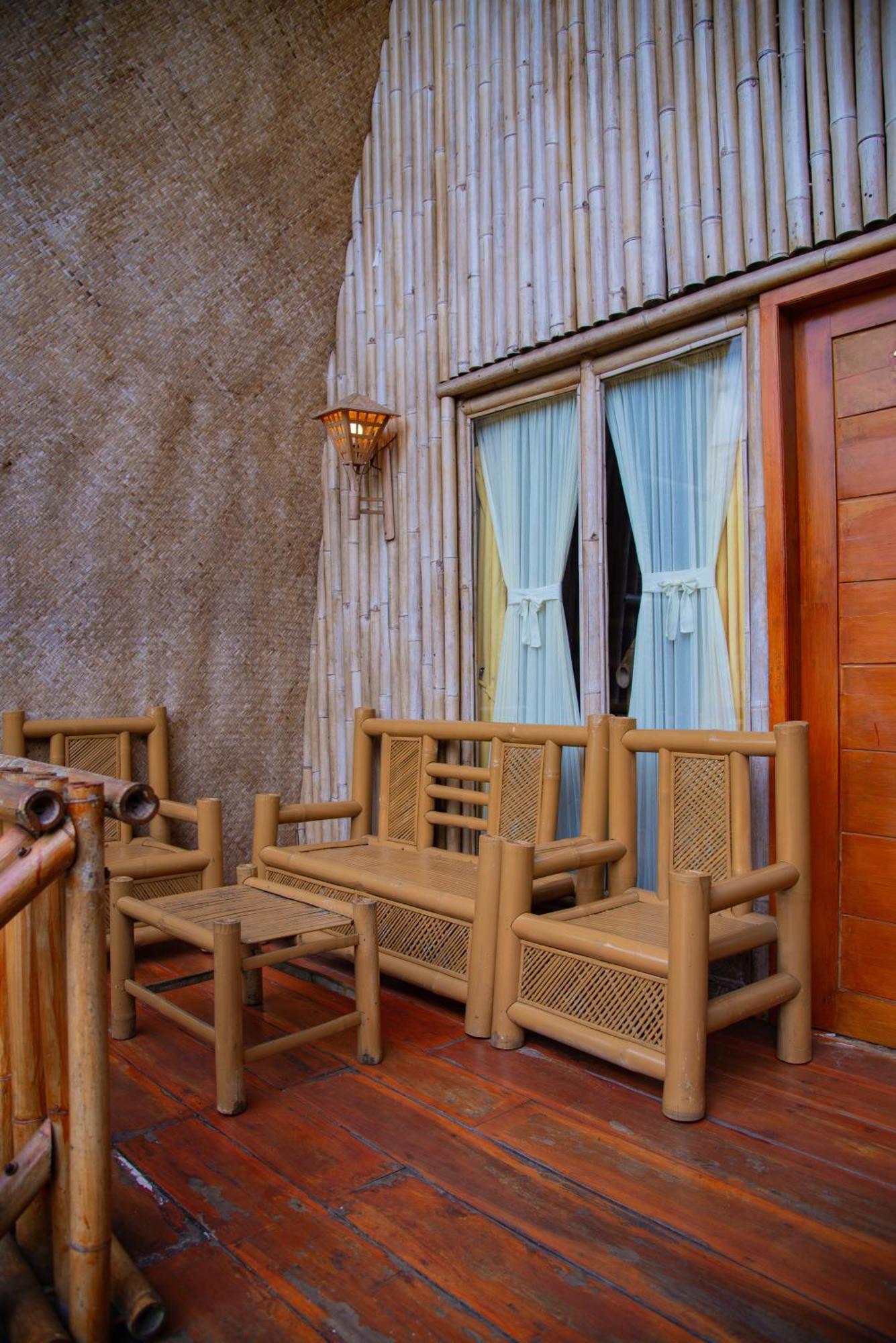 Villa Chavaminerva Bambu - Lembang Cikareumbi エクステリア 写真